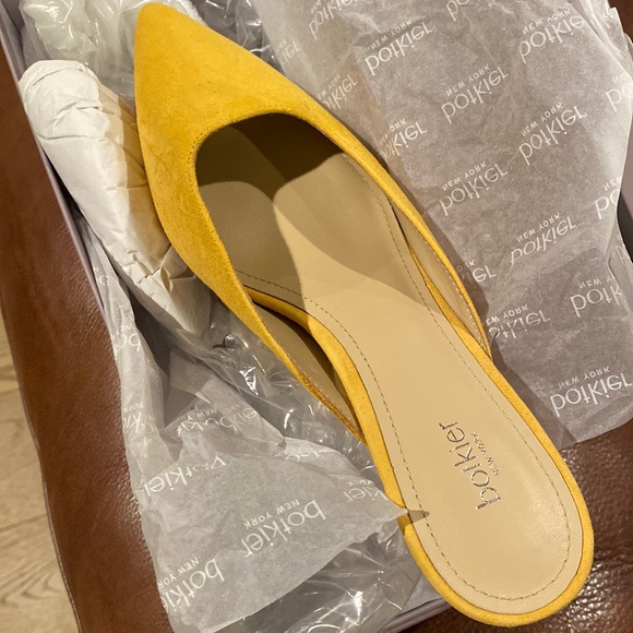 BOGO SAME PRICE OR LESS Botiker yellow suede mules - Picture 4 of 7
